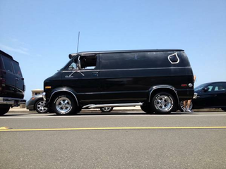 Illustration for article titled A Collection Of Cheap Custom Vans For When You Need To Live Down By The River